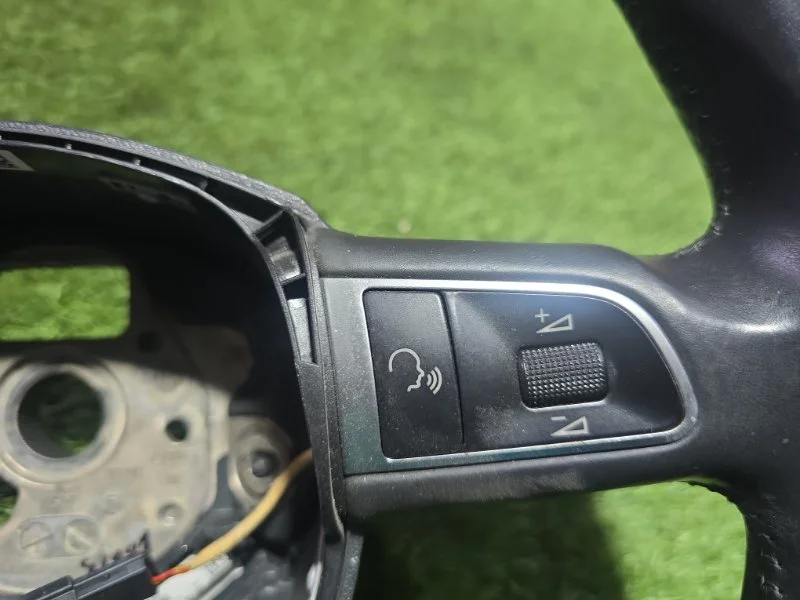 Рулевое колесо (руль) AUDI A4 B8 2012 - миниатюра 7