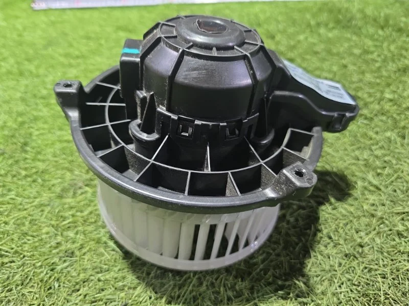 Моторчик отопителя печки Exeed RX T22 AGRG00525 - изображение 1