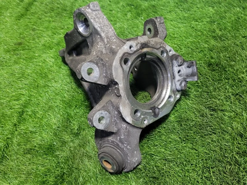Кулак поворотный задний правый BMW X5 E70 S63B44A - миниатюра 3