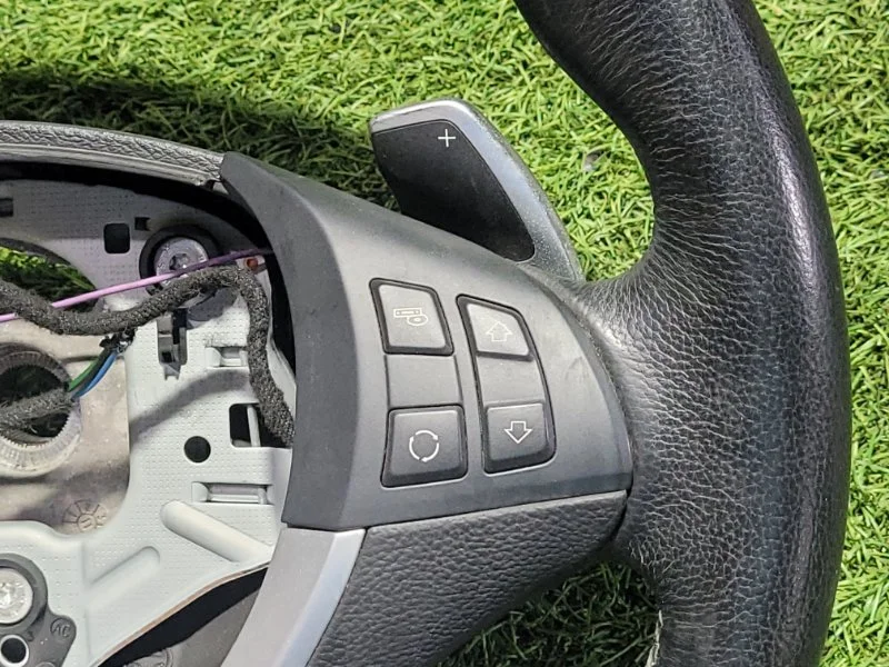 Рулевое колесо (руль) BMW X6 E71 N57D30B 2011 - миниатюра 6