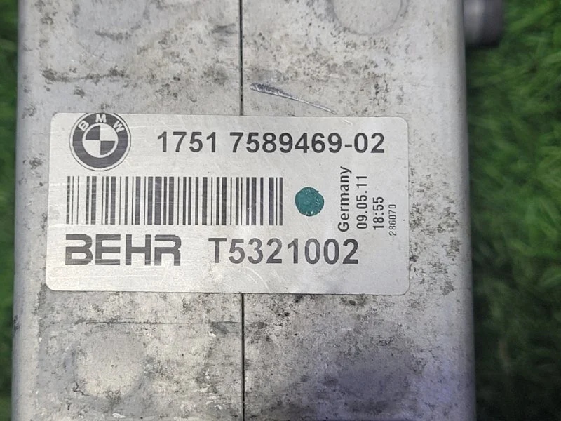 Радиатор интеркулера BMW X5 E70 S63B44A 2011 - миниатюра 7