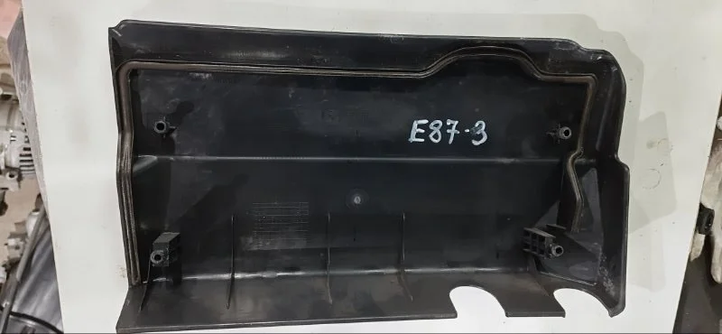 Крышка двигателя декоративная BMW 1 E87 N45B16 - миниатюра 2