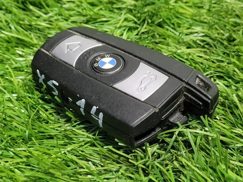 Ключ зажигания BMW X5 E70 S63B44A 2011 - миниатюра 2