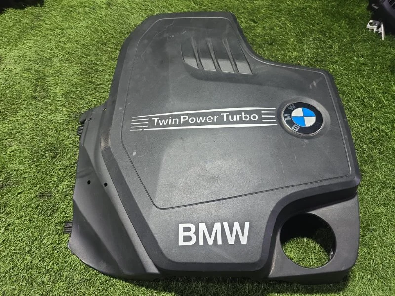 Крышка двигателя декоративная BMW 3 F30 N20B20A - изображение 1
