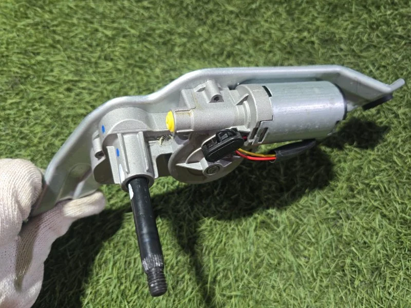 Моторчик стеклоочистителя задний Exeed RX T22 - миниатюра 2