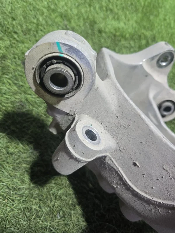 Кулак поворотный задний правый Exeed RX T22 - миниатюра 5
