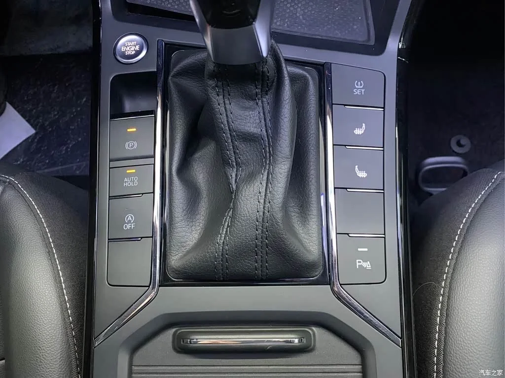 Volkswagen Passat 280TSI из Китая - миниатюра 6