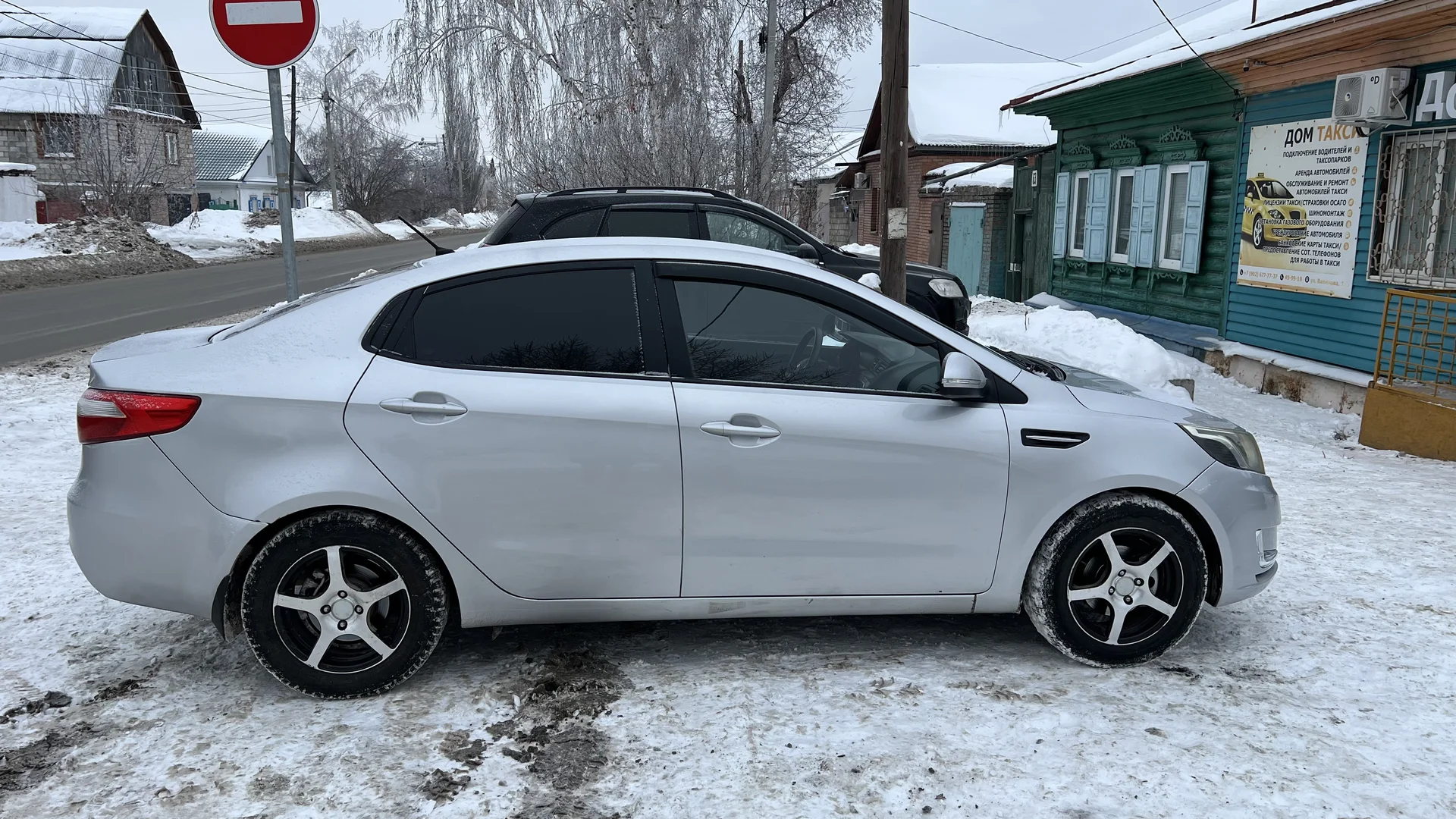 Автомобиль в аренду Kia Rio - миниатюра 4