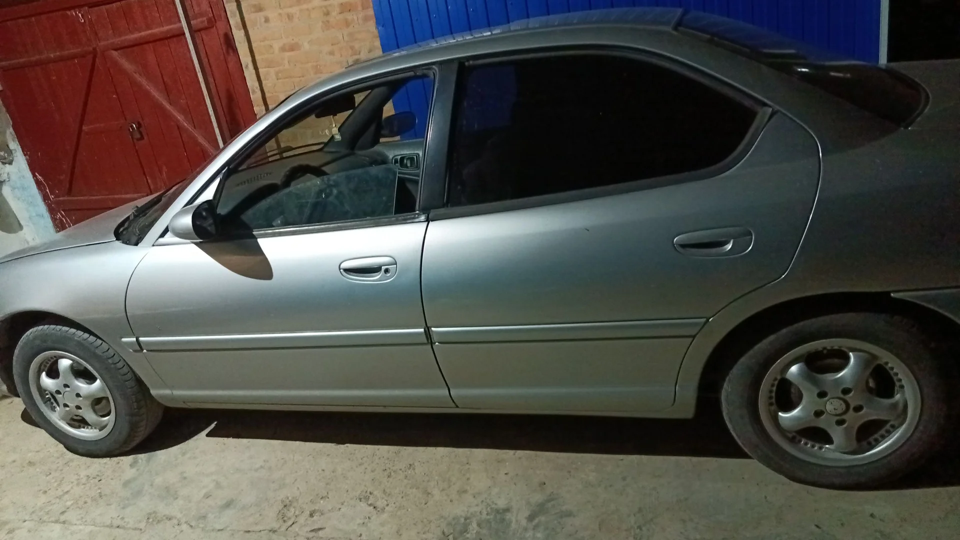 Dodge Neon - миниатюра 2