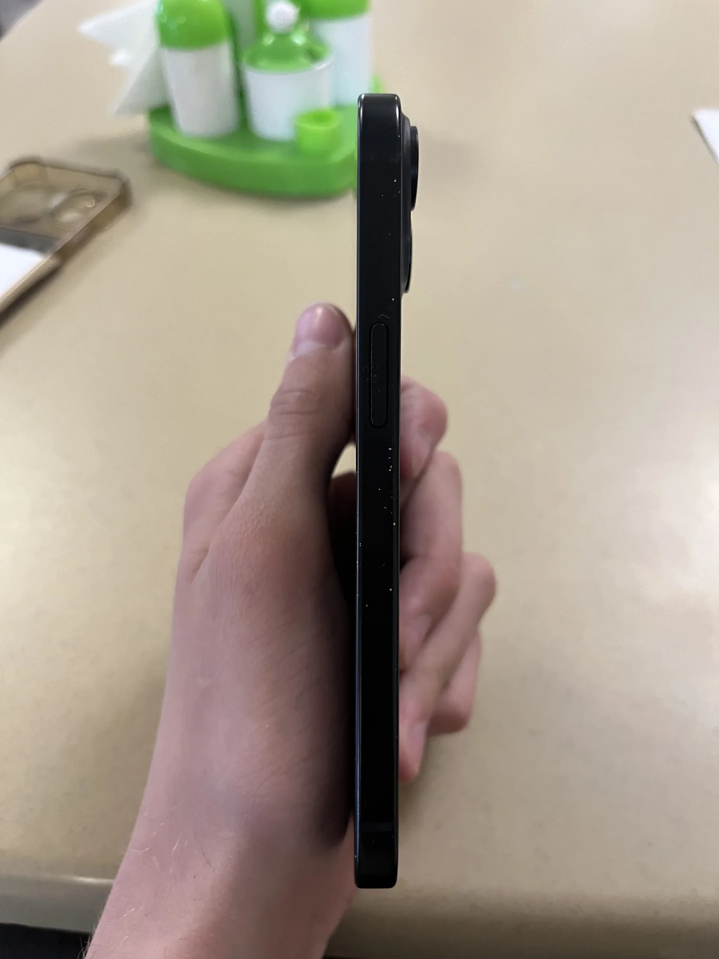 iPhone 15 - миниатюра 4