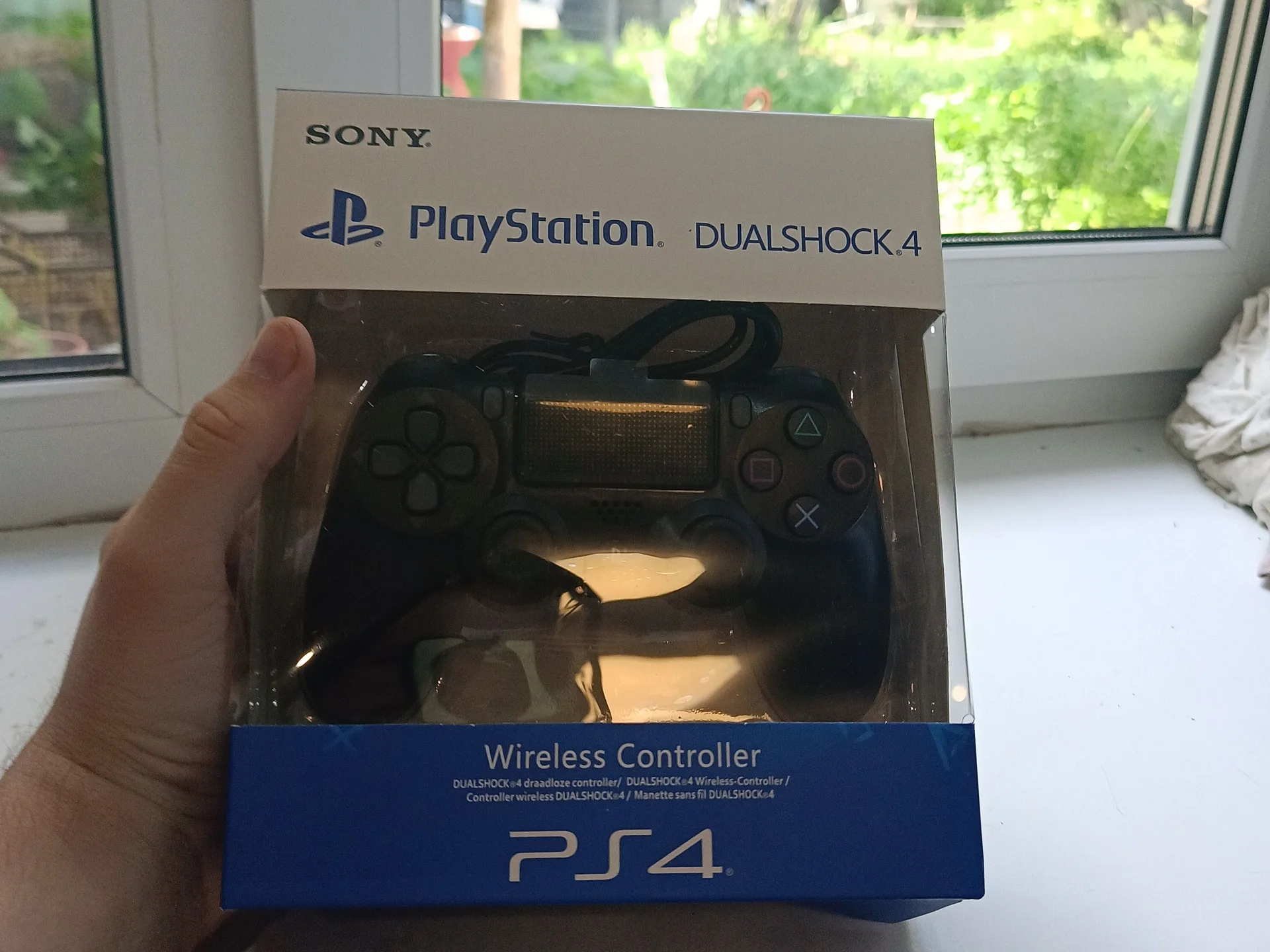 Джойстик PS4 - миниатюра 2