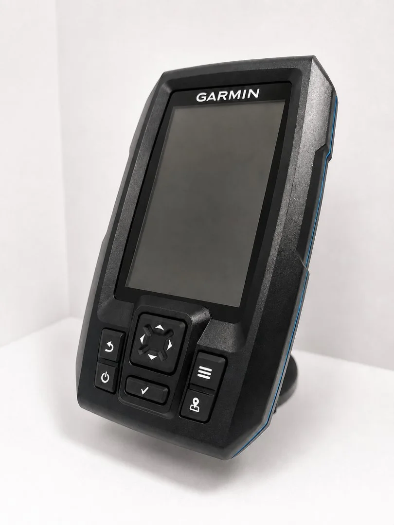Комплект ЧЕМПИОН! Garmin Striker Vivid 4CV + Комплект для ПВХ - миниатюра 3