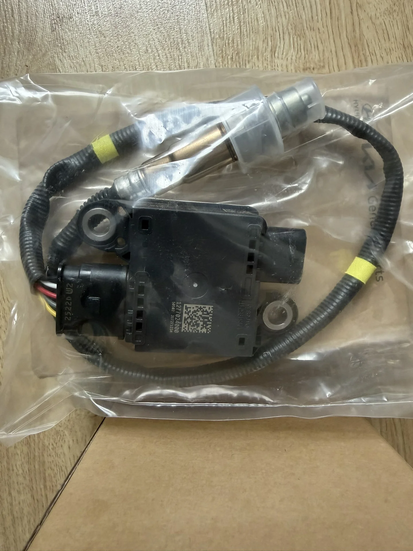 Датчик твердых частиц Hyundai Staria 392652F700 - миниатюра 2