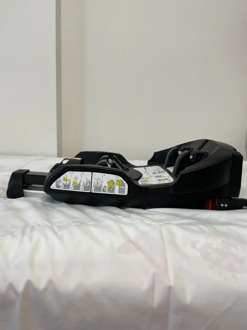 Коляска-Автокресло Doona Plus с Базой Isoxif - миниатюра 4