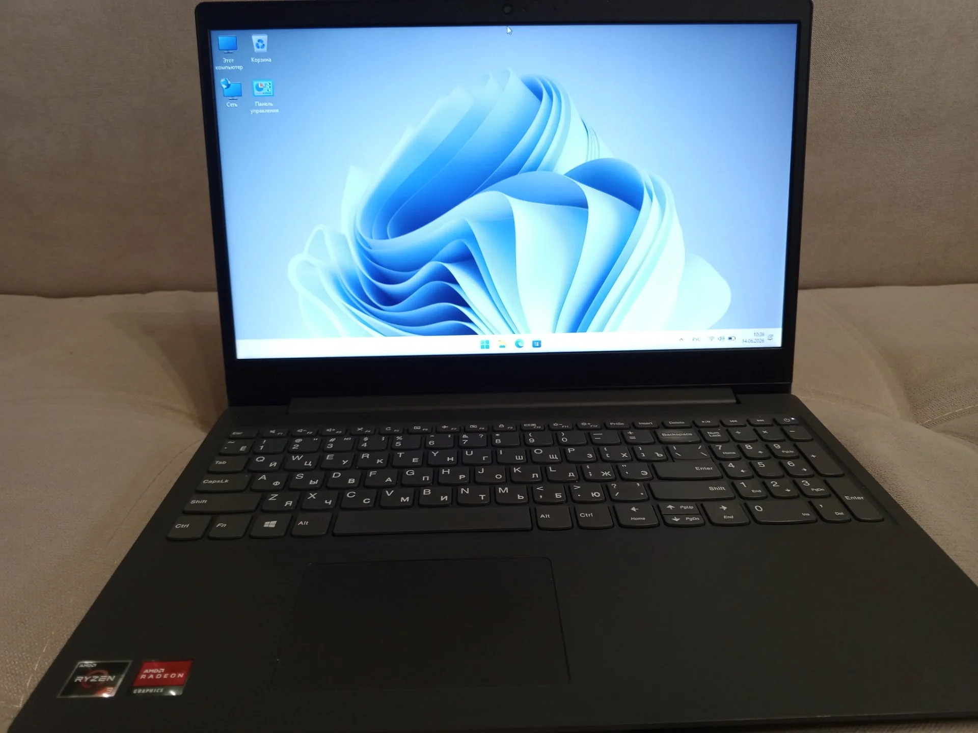 Lenovo V15-ADA - изображение 1