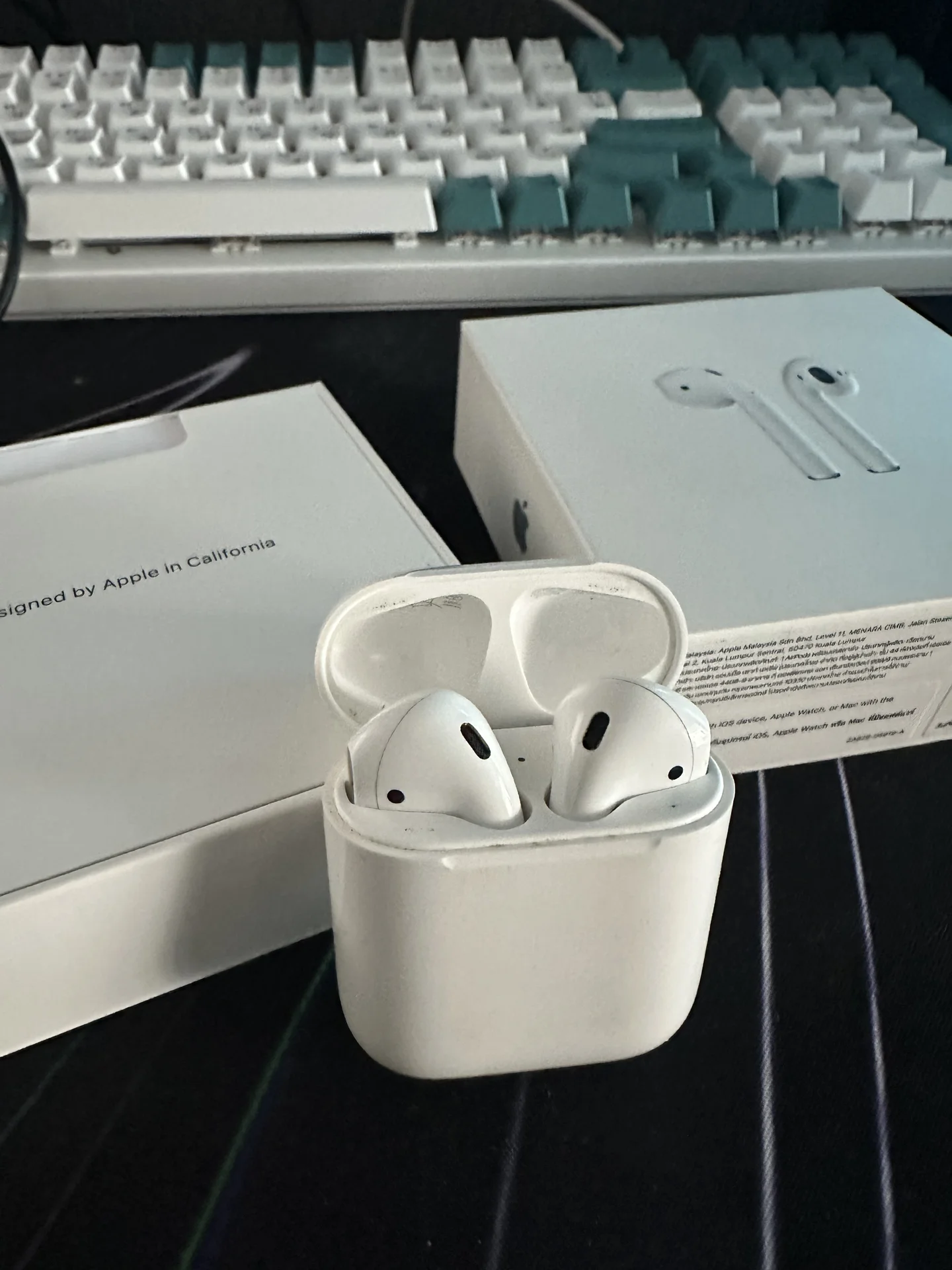 AirPods 2 - миниатюра 4