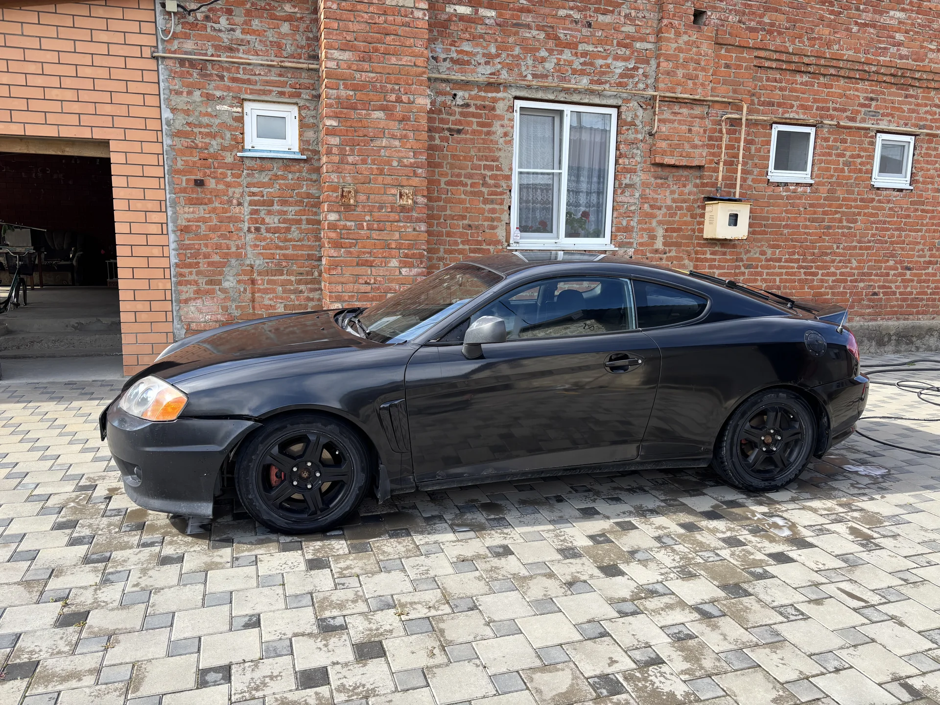 Hyundai tiburon - миниатюра 6
