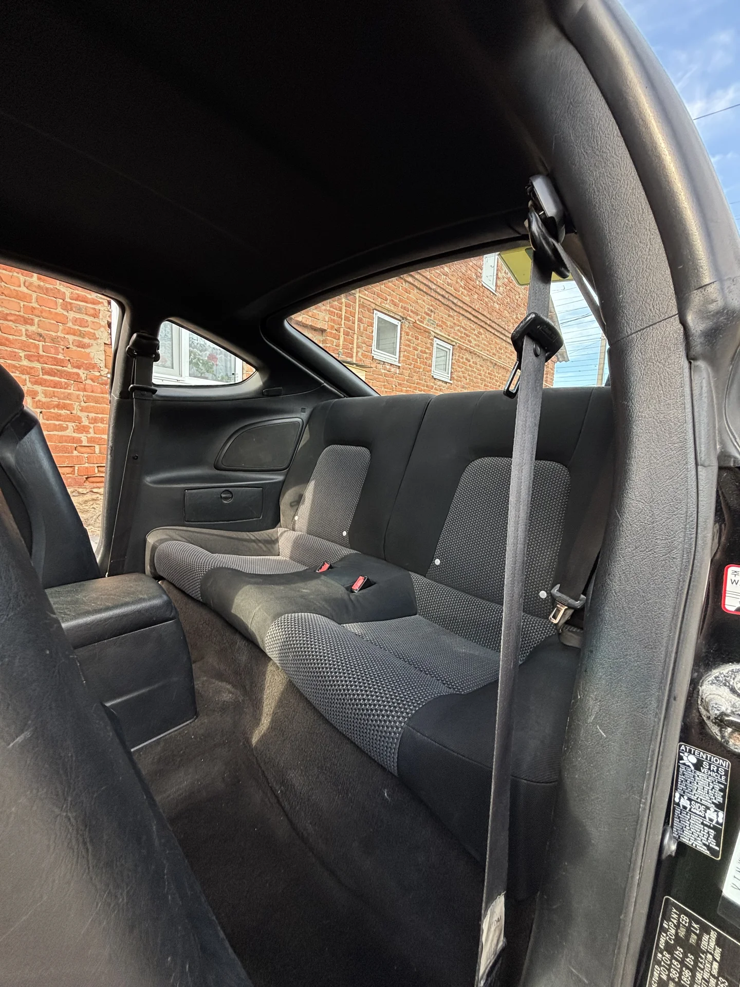 Hyundai tiburon - миниатюра 11
