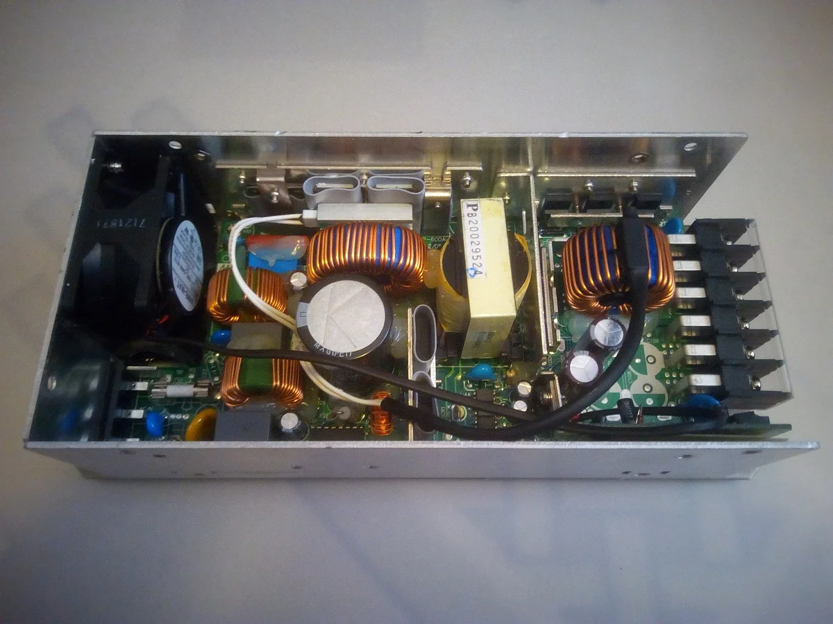Блоки питания Mean Well HRP-600-48, 39-59 вольт - миниатюра 2