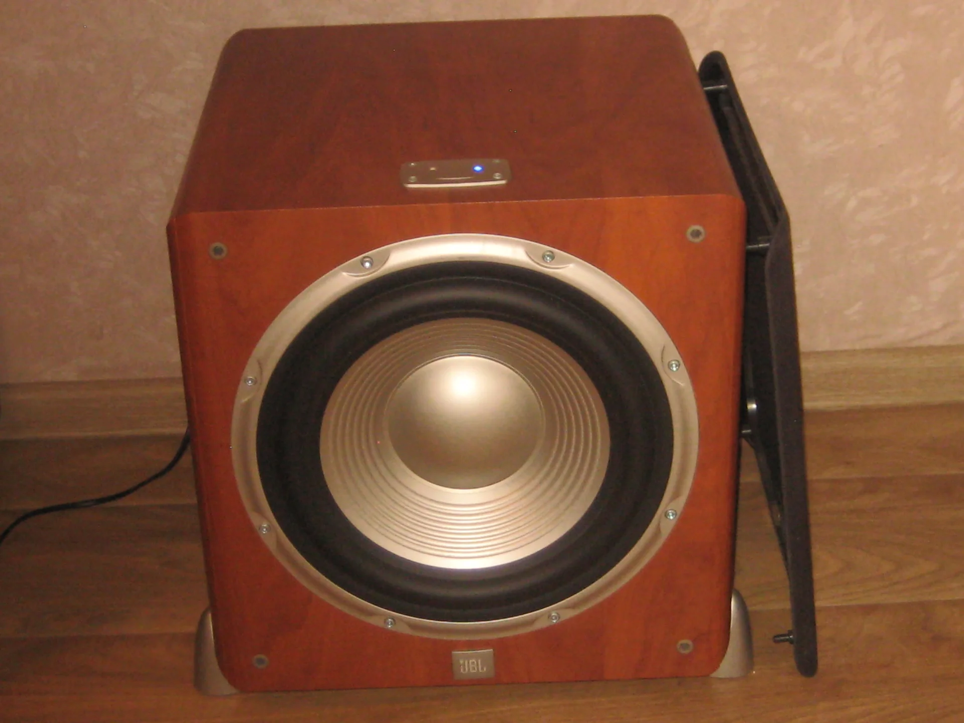 Сабвуфер JBL Studio L Series L 8400P/230