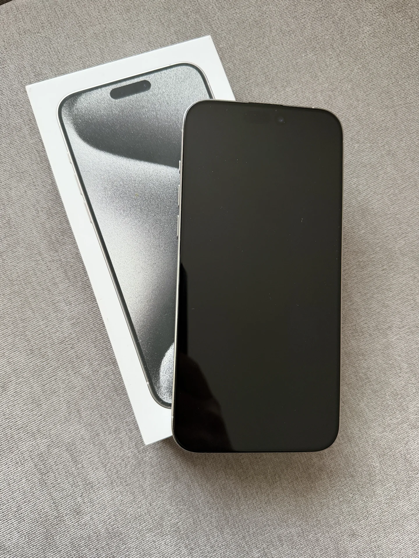 iPhone 15 pro max 256 - миниатюра 2