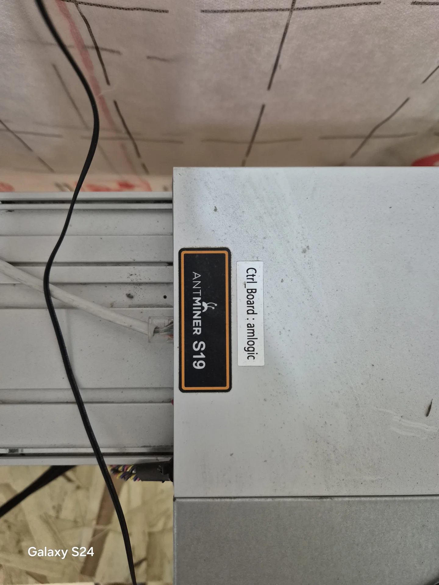 ASIC-майнер Bitmain Antminer серии S19 - миниатюра 2