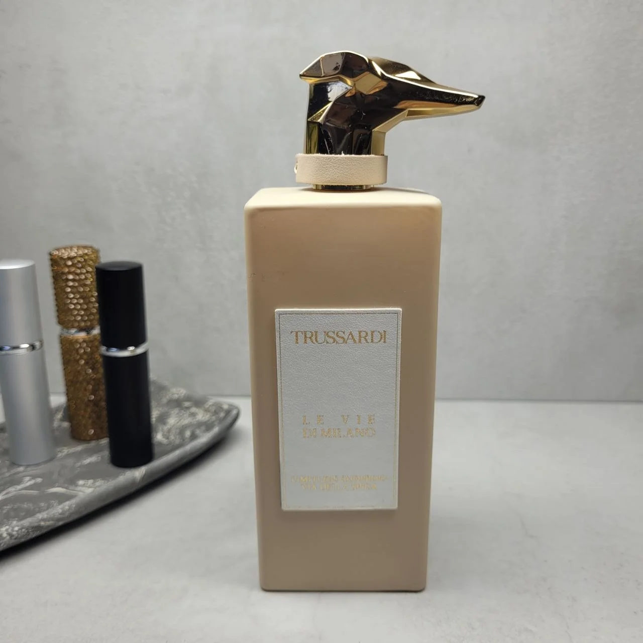 Via Della Spiga Trussardi - изображение 1