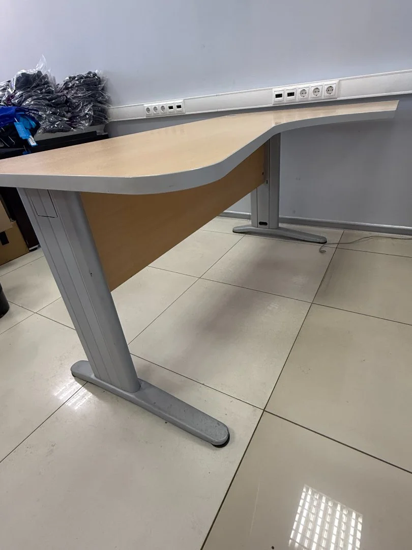 Стол офисный - миниатюра 5