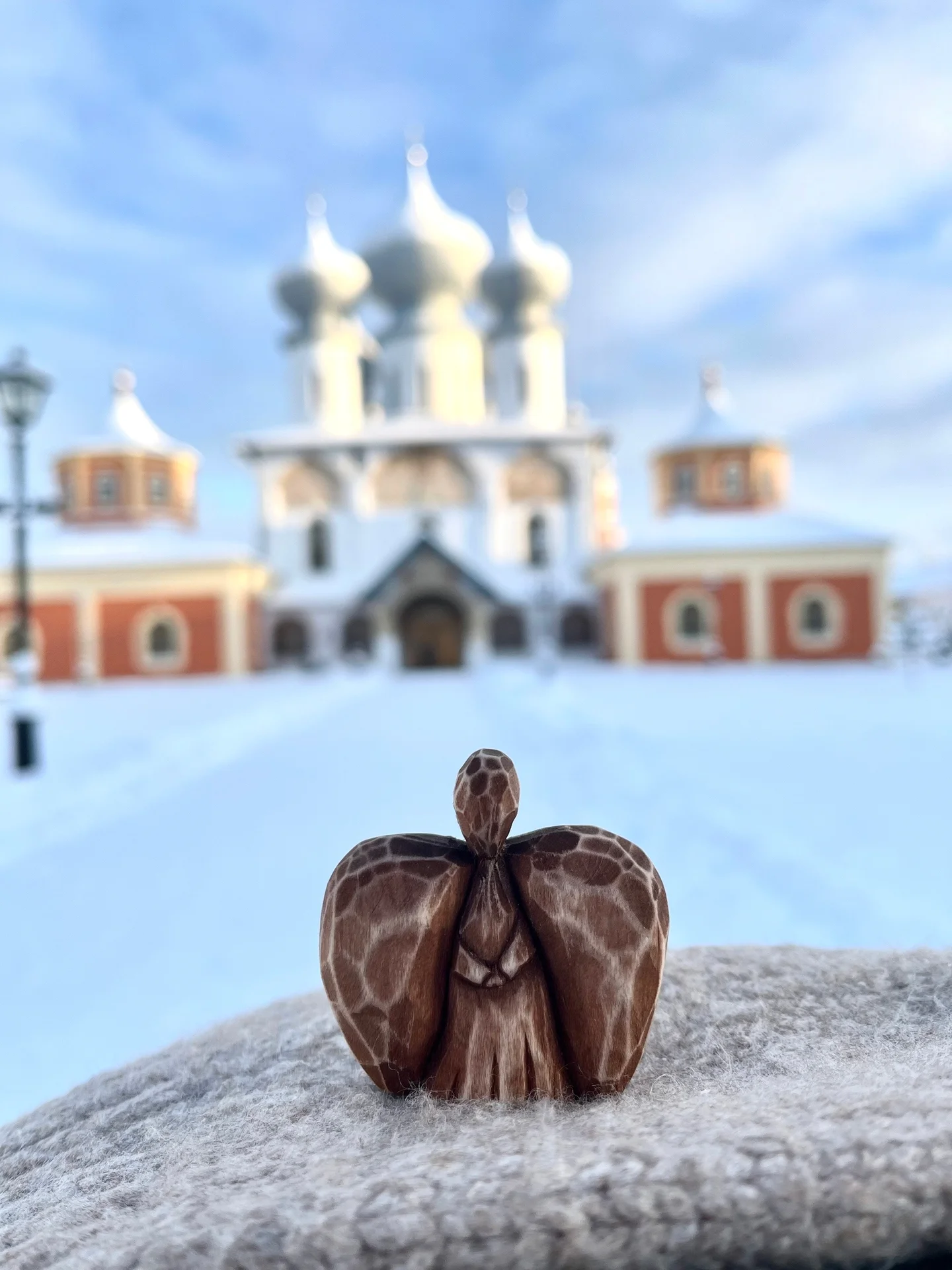 Резные ангелы из дерева, ручная работа - миниатюра 5