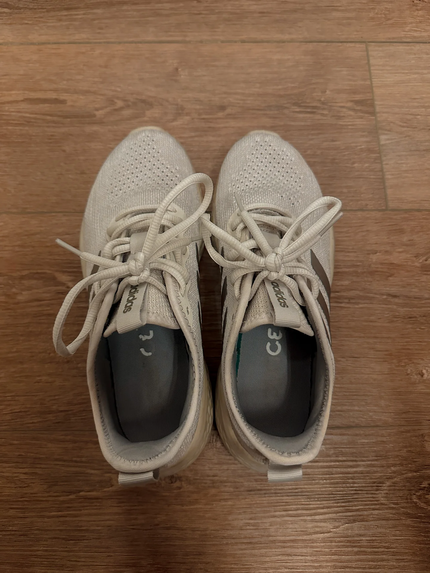 Кроссовки adidas - миниатюра 5