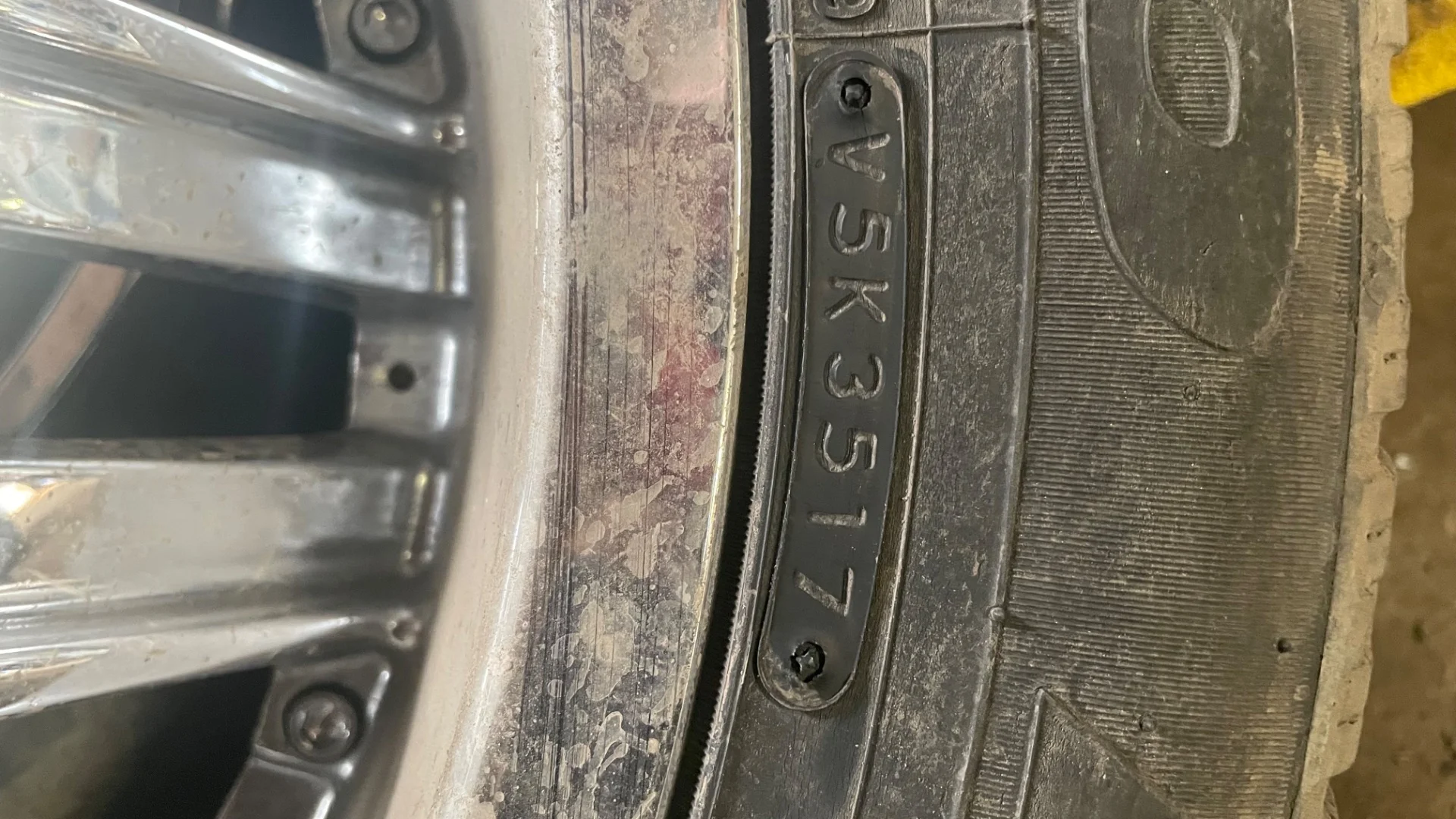 Продам колеса R22 Toyota Land Cruiser 100 - миниатюра 3