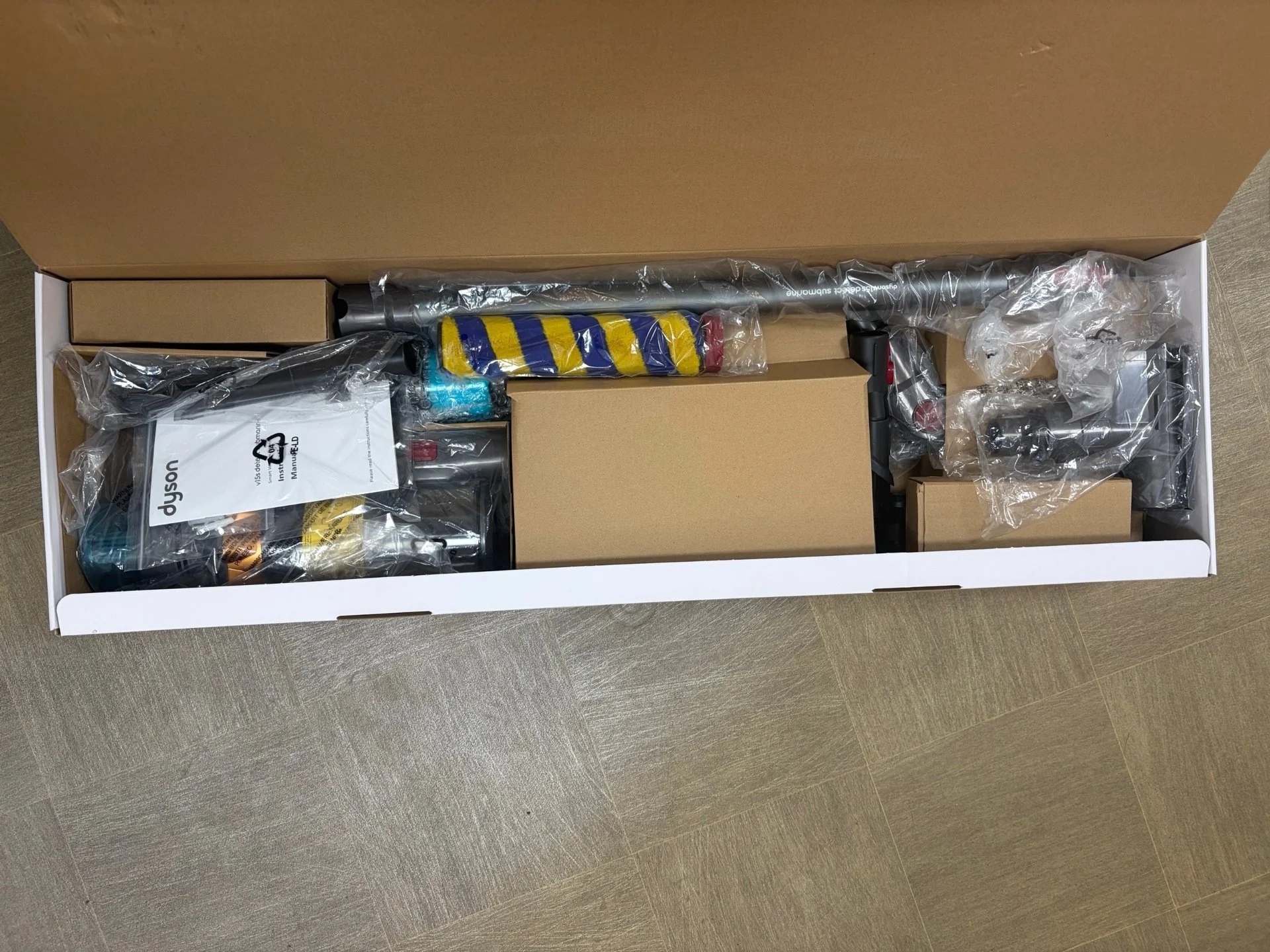 Пылесос Dyson v15s detect submarine + Гарантия 1 год - миниатюра 2