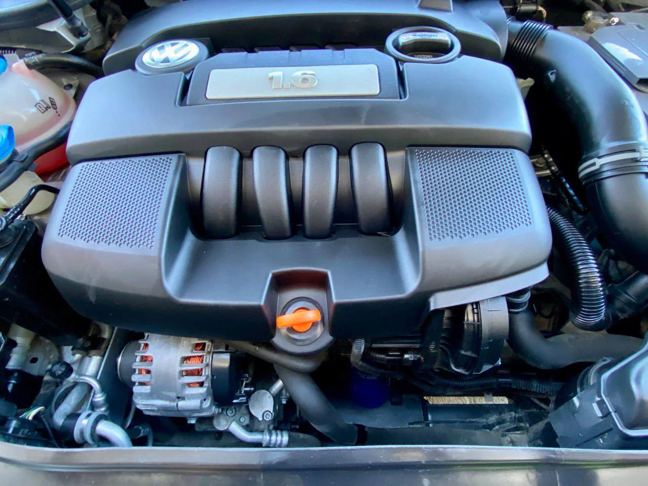 Volkswagen Golf 1.6 MT, 2010 - миниатюра 3