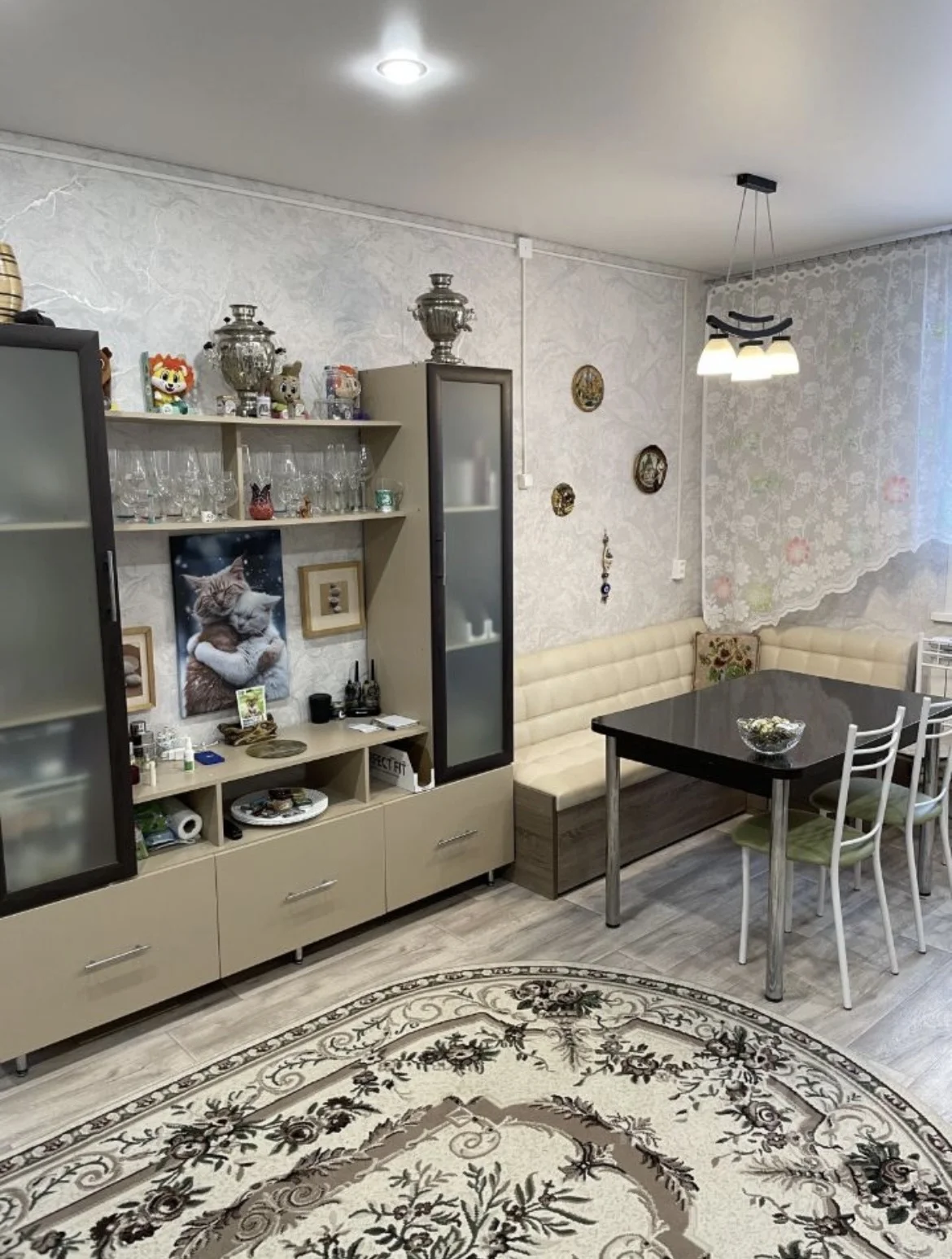 Кирпичный дом в деревне - миниатюра 7