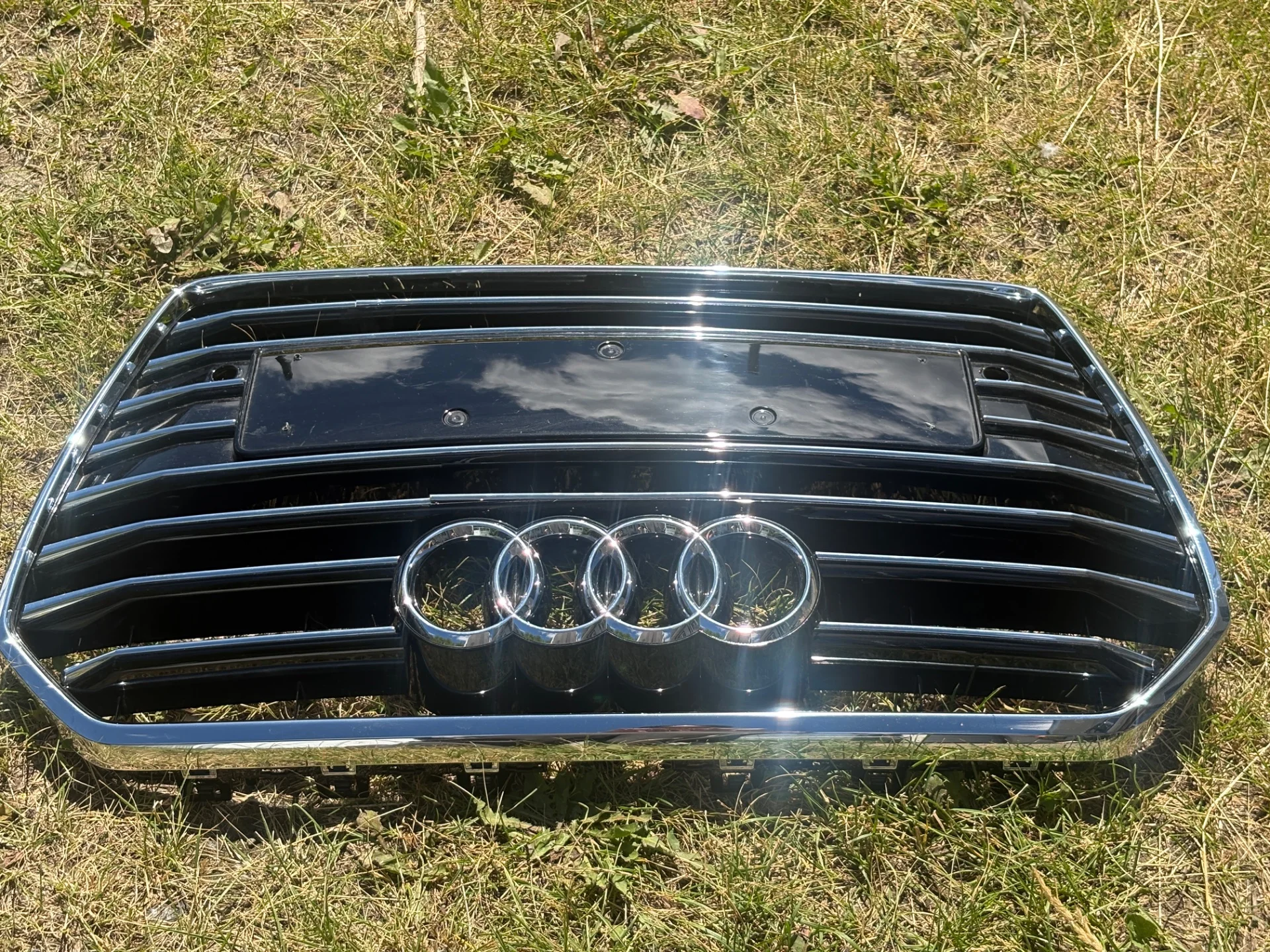Решетка радиатора Audi a6 c7 - изображение 1