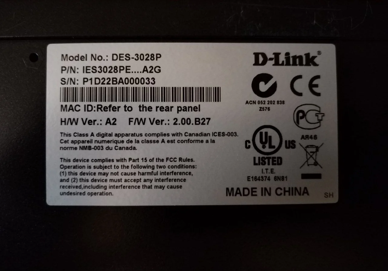 Управляемый PoE коммутатор D-Link DES-3028P - миниатюра 2