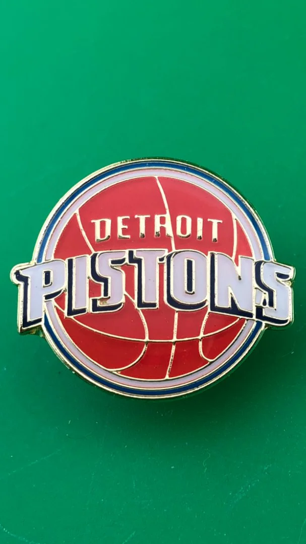 знак NBA «Детро́йт Пи́стонс» Detroit Pistons - изображение 1