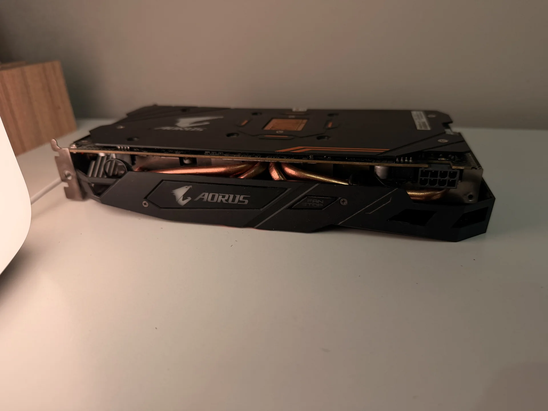 Видеокарта Gigabyte AORUS RX 580 4GB - миниатюра 3