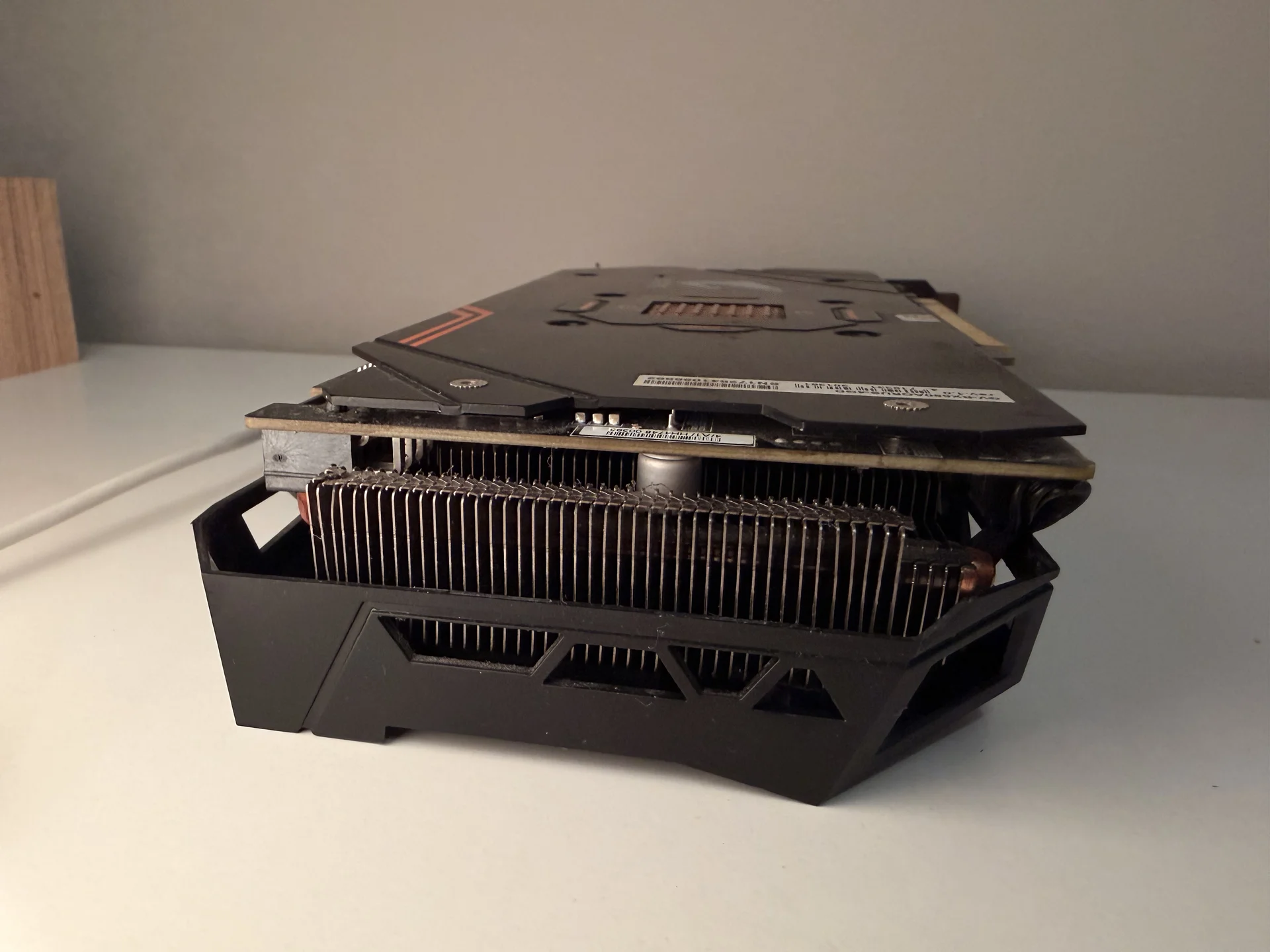 Видеокарта Gigabyte AORUS RX 580 4GB - миниатюра 5