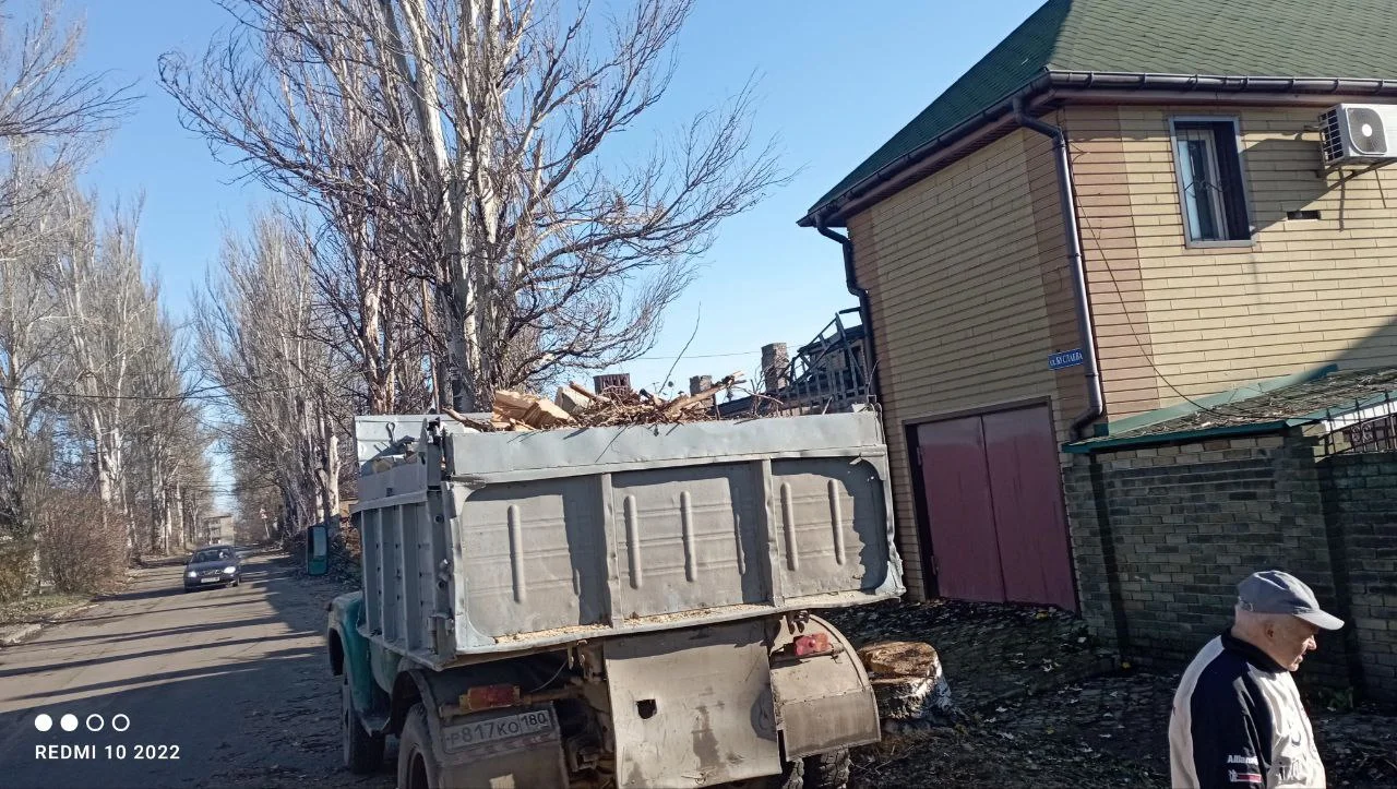 Вывоз деревьев, веток и листвы в Донецке - миниатюра 4