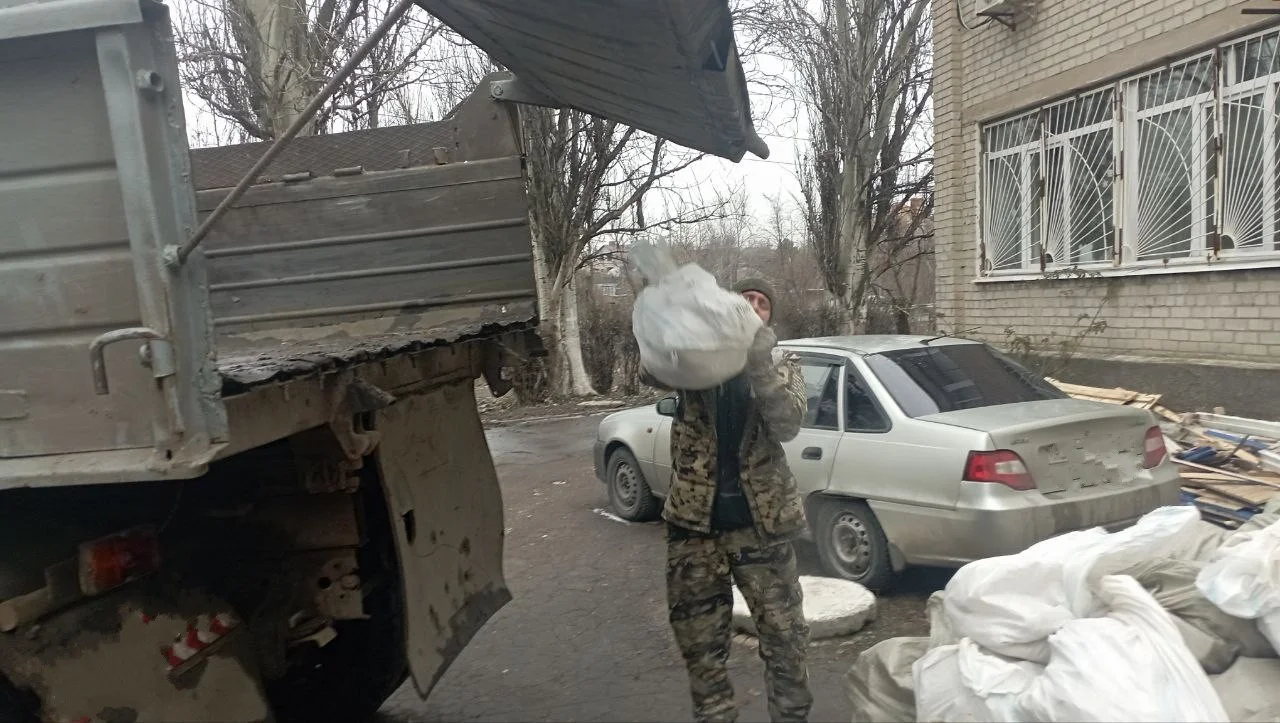 Вывоз строительного мусора в Донецке - миниатюра 2
