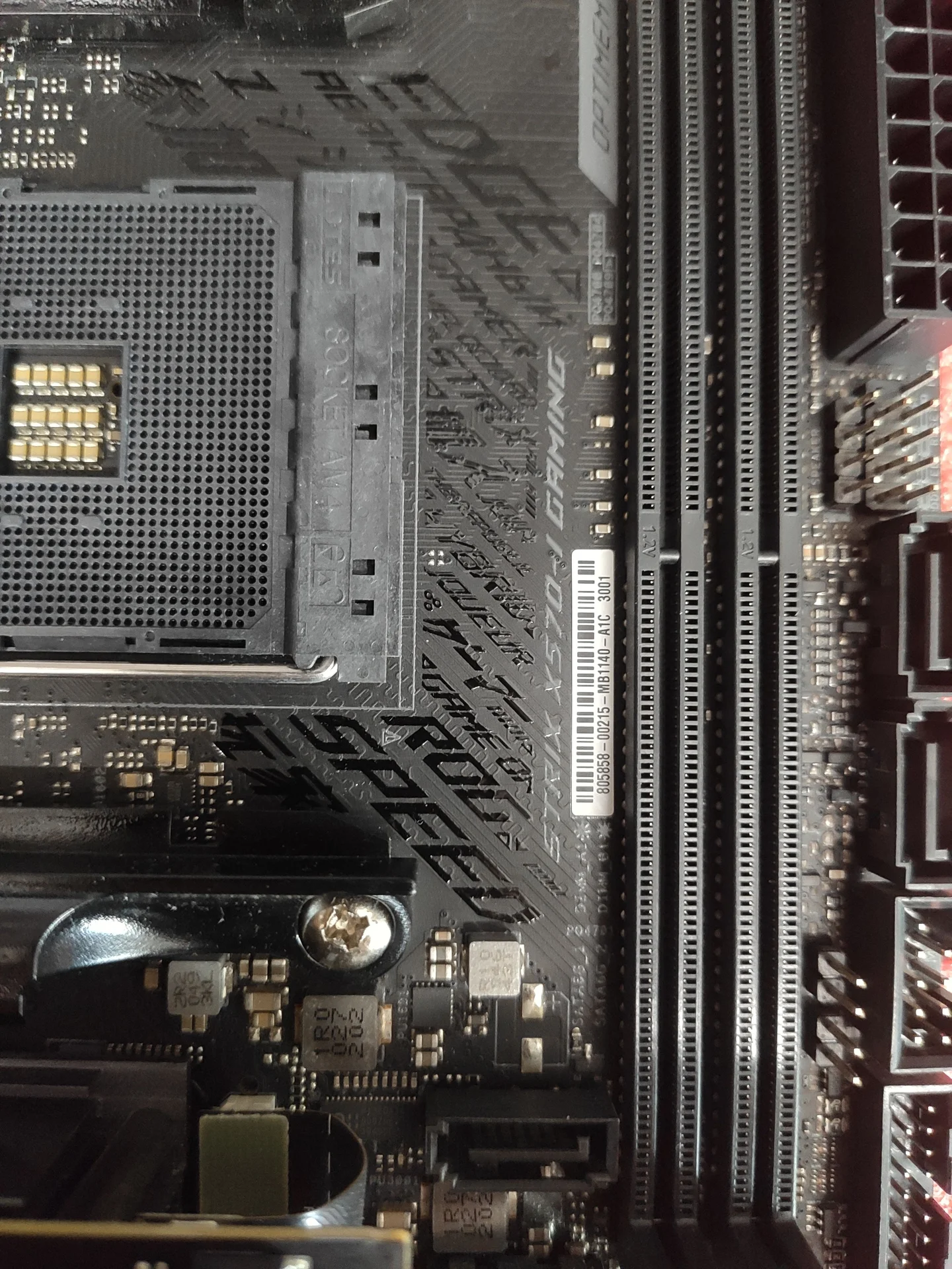 Материнская плата ASUS ROG Strix X570-I Gaming AM4 - миниатюра 9