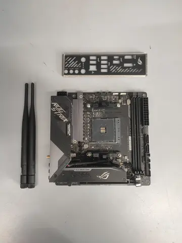 Материнская плата ASUS ROG Strix X570-I Gaming