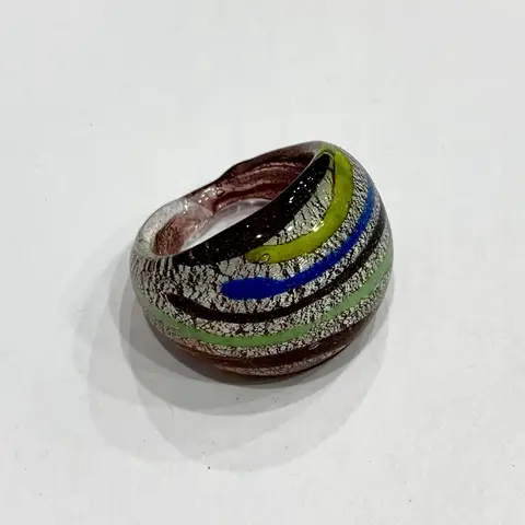 Крупное акцентное кольцо