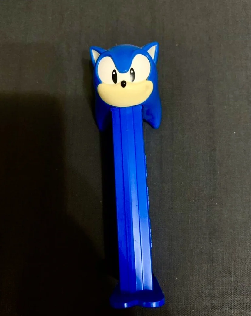 Соник (Sonic) в игрушке-дозаторе для конфет "Pez" - изображение 1
