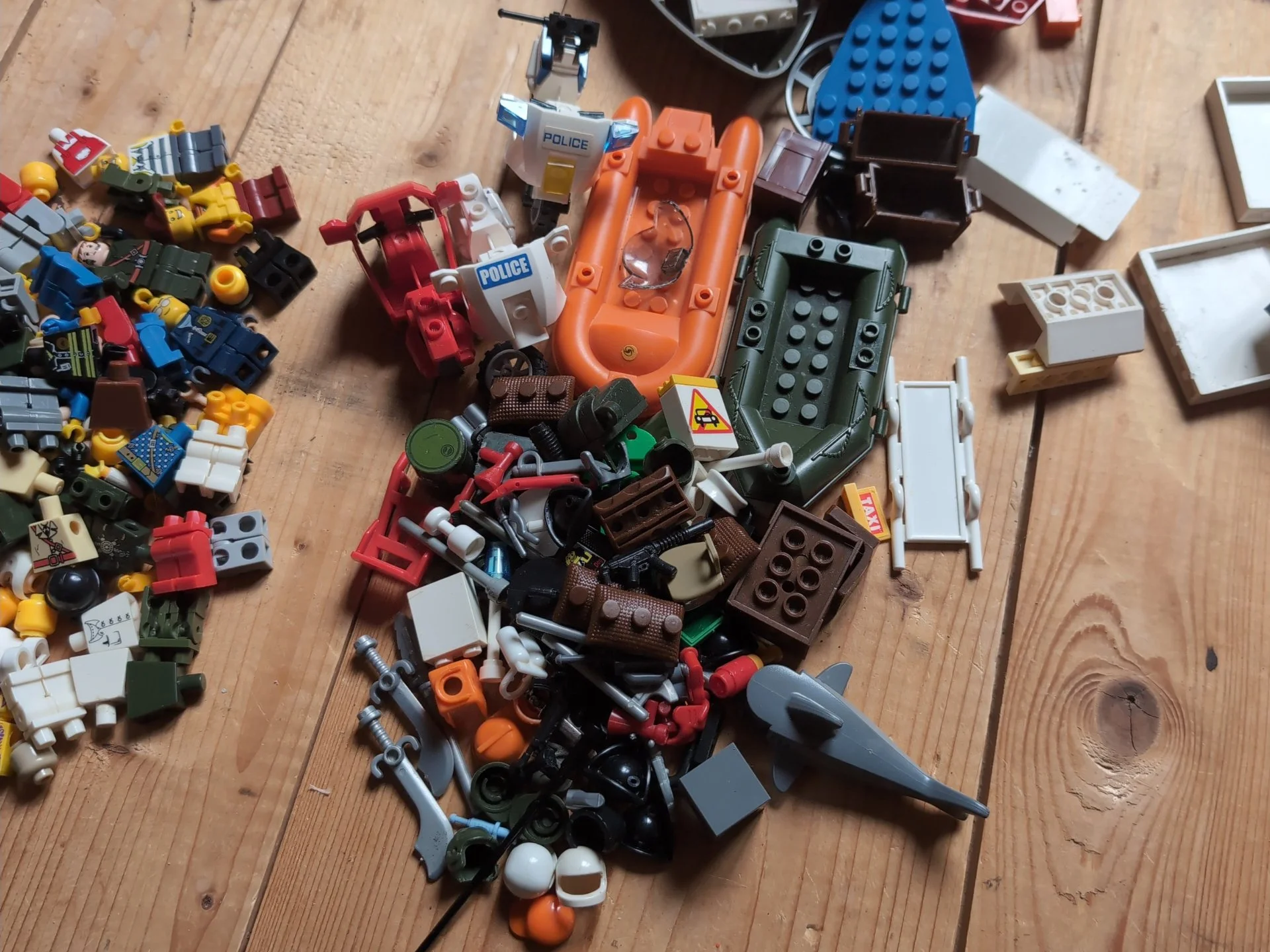 Конструктор лего Lego россыпью, коробка 5,5 кг - изображение 1