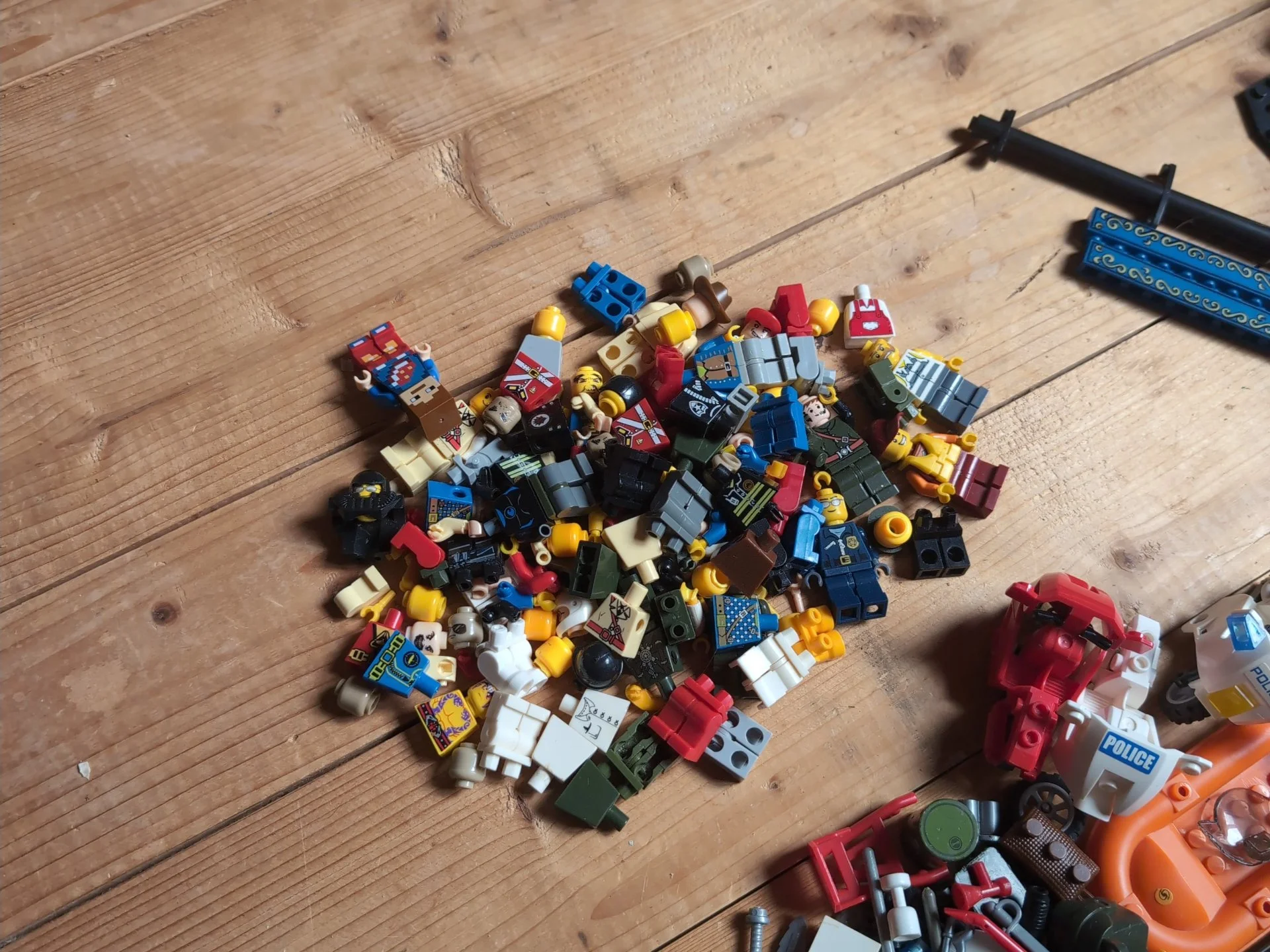 Конструктор лего Lego россыпью, коробка 5,5 кг - миниатюра 2
