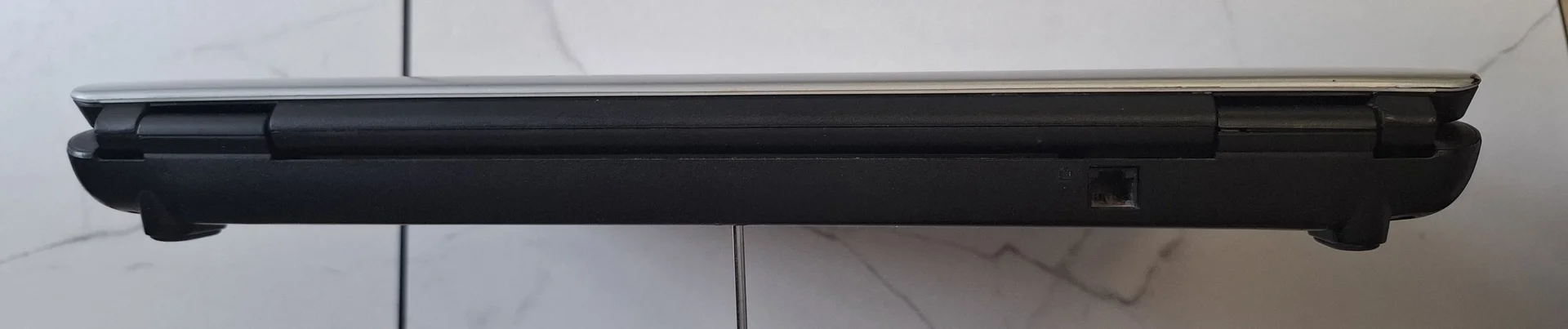 Ноутбук Toshiba - миниатюра 4