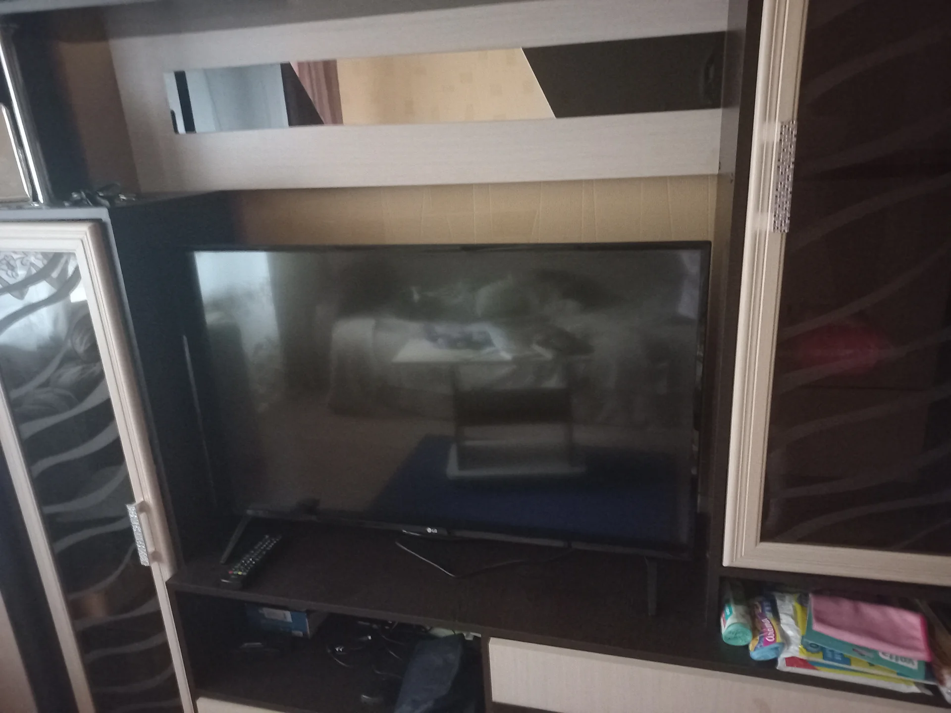 Телевизор LG 50 - изображение 1