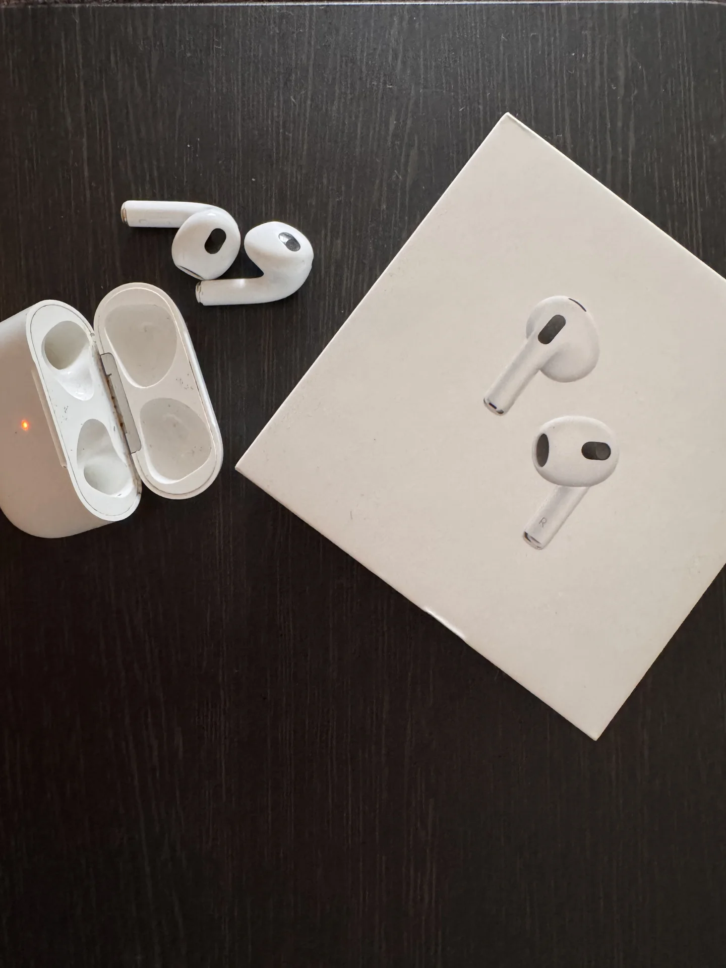 Наушники Apple AirPods 3 б/у - изображение 1